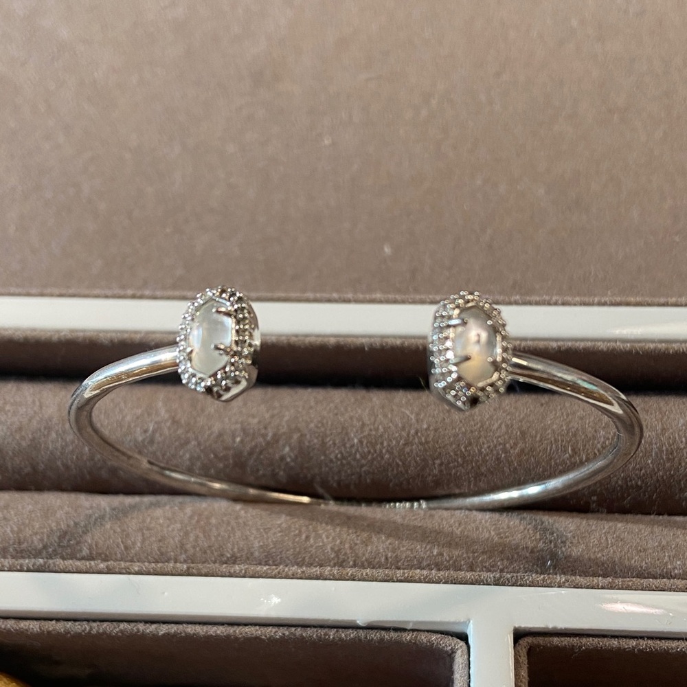 Kendra Scott Elegant Silver Pearl Bangle Bracelet